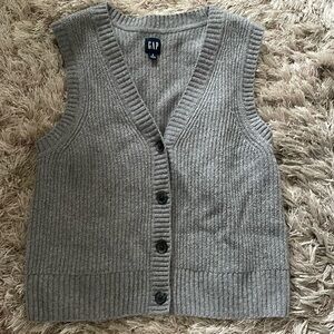 GAP sweater vest